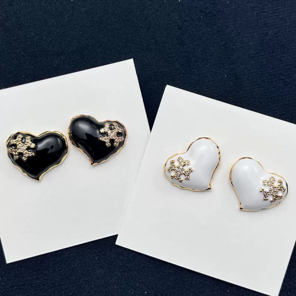 Tory Burch Heart Stud Earrings Enamel Zircon